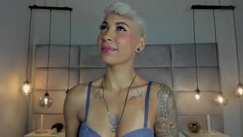 Snapshot of miamorgann chatting on 02-02-25, 12:02 Mia Morgann online show from 02-02-25, 12:02
