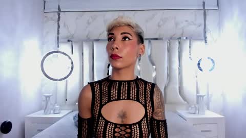 Snapshot of miamorgann chatting on 02-25-25, 11:30 Mia Morgann online show from 02-25-25, 11:30