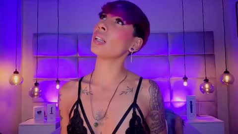 Snapshot of miamorgann chatting on 09-17-25, 12:40 Mia Morgann online show from 09-17-25, 12:40