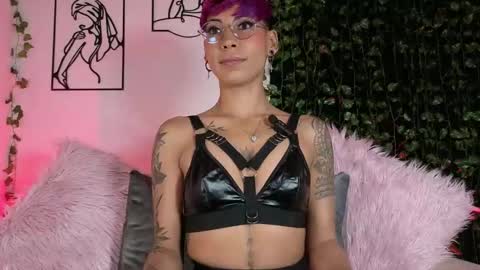 Snapshot of miamorgann chatting on 10-01-25, 12:33 Mia Morgann online show from 10-01-25, 12:33