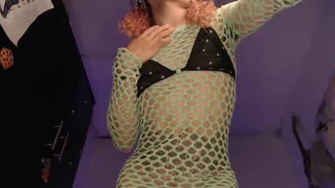 Snapshot of miancuntydoll chatting on 10-04-25, 02:48 MianCuntyDoll online show from 10-04-25, 02:48