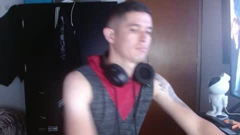 Snapshot of miaou_miaou chatting on 02-17-25, 03:15 miaou_miaou online show from 02-17-25, 03:15