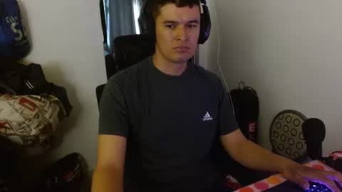 miaou_miaou online show from 05-13-26, 09:44