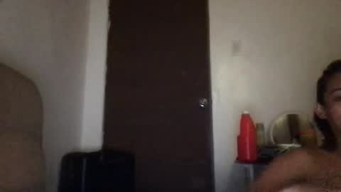 Mia online show from 09-24-25, 06:17