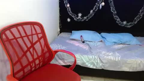 Snapshot of miapeyton chatting on 12-06-24, 07:23 Mia Peyton online show from 12-06-24, 07:23