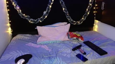 Snapshot of miapeyton chatting on 12-30-24, 07:21 Mia Peyton online show from 12-30-24, 07:21