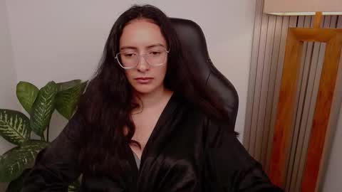 MIAPORTMANN online show from 02-23-26, 07:00