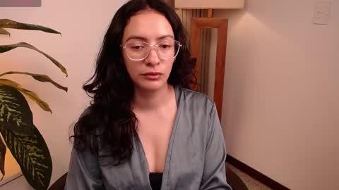 MIAPORTMANN online show from 04-25-26, 12:19