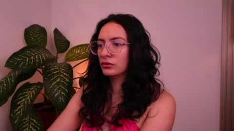 Snapshot of miaportman chatting on 05-21-26, 11:17 MIAPORTMANN online show from 05-21-26, 11:17