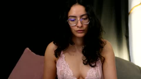 Snapshot of miaportman chatting on 06-01-26, 12:40 MIAPORTMANN online show from 06-01-26, 12:40