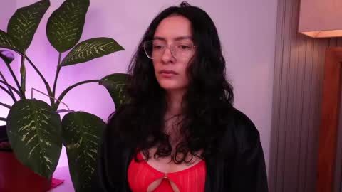 Snapshot of miaportman chatting on 06-08-26, 01:11 MIAPORTMANN online show from 06-08-26, 01:11