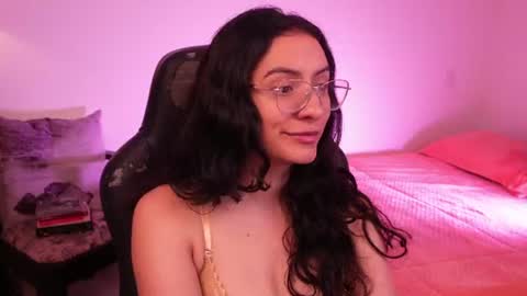 Snapshot of miaportman chatting on 07-28-26, 09:26 MIAPORTMANN online show from 07-28-26, 09:26