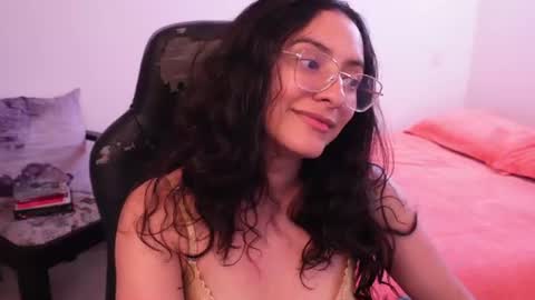 Snapshot of miaportman chatting on 07-28-26, 12:48 MIAPORTMANN online show from 07-28-26, 12:48