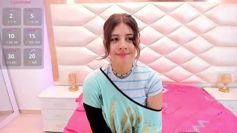 Sweetie Mia online show from 02-26-25, 12:25