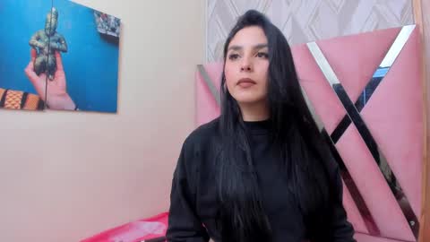 Snapshot of miaquevedo chatting on 01-31-25, 12:18 Mia Quevedo online show from 01-31-25, 12:18