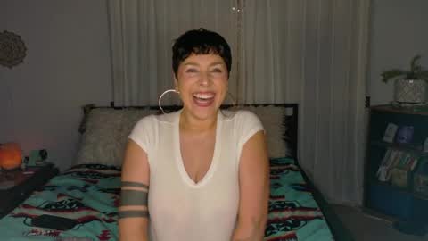 Mia Rivera online show from 05-28-26, 08:00
