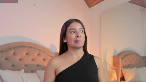 Snapshot of miarizzi chatting on 04-01-26, 11:55 miarizzi online show from 04-01-26, 11:55