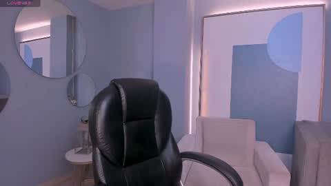 Snapshot of miasilvax chatting on 06-20-26, 10:51 Mia Silva online show from 06-20-26, 10:51