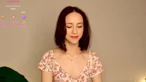 Mia online show from 11-20-25, 05:51