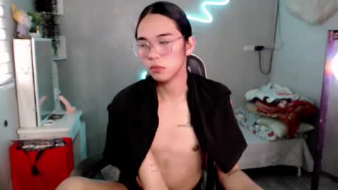 Snapshot of miatrixs chatting on 03-04-26, 07:36 Mia online show from 03-04-26, 07:36