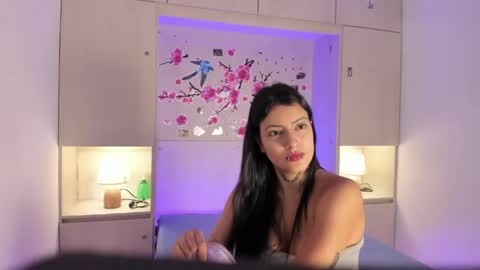 miaturnerr_ online show from 04-11-26, 11:47