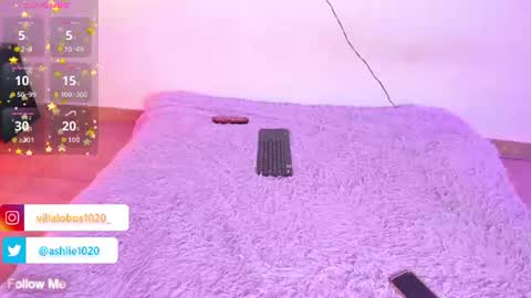 Snapshot of miavillalobos_ chatting on 07-26-26, 02:42 Mia Villalobos online show from 07-26-26, 02:42