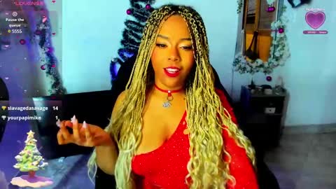 Snapshot of miaw_prada chatting on 12-31-24, 02:51 Mariana online show from 12-31-24, 02:51