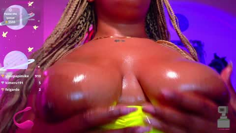 Snapshot of miaw_prada chatting on 01-26-25, 04:51 Mariana online show from 01-26-25, 04:51