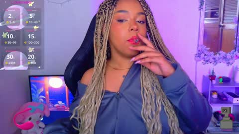 Snapshot of miaw_prada chatting on 01-26-25, 05:44 Mariana online show from 01-26-25, 05:44