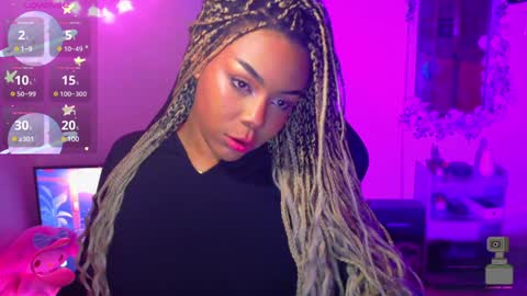 Snapshot of miaw_prada chatting on 01-28-25, 04:29 Mariana online show from 01-28-25, 04:29