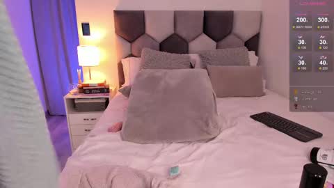 Snapshot of miazurek chatting on 02-20-25, 06:17 THE BEST LOVRS antonio flatlastifoundyoulautrebleudrpapaolu donnie lbsunkown1804 online show from 02-20-25, 06:17