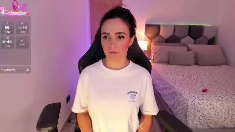 Snapshot of miazurek chatting on 10-20-25, 02:45 THE BEST LOVRS antonio flatlastifoundyoulautrebleudrpapaolu donnie lbsunkown1804 online show from 10-20-25, 02:45