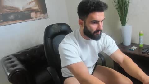 MicahLane online show from 10-23-25, 04:23