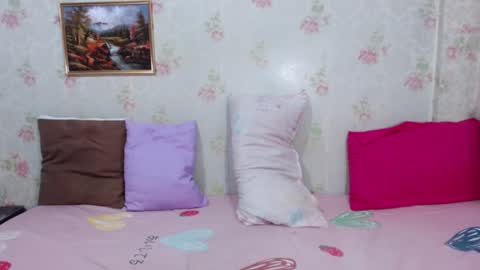 Snapshot of micasantos chatting on 01-19-25, 02:38 micasantos online show from 01-19-25, 02:38