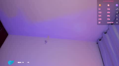 Snapshot of mich_bittersweet chatting on 05-14-26, 12:17 online show from 05-14-26, 12:17