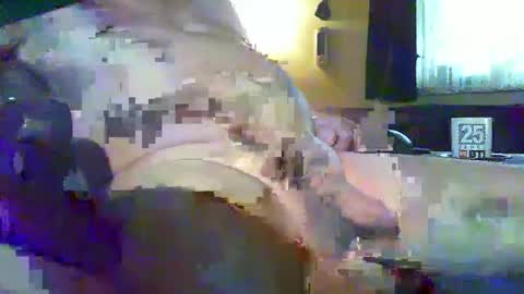 Snapshot of micha_48 chatting on 01-20-25, 08:19 Micha online show from 01-20-25, 08:19