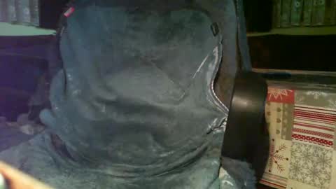 Snapshot of micha_48 chatting on 02-25-25, 02:14 Micha online show from 02-25-25, 02:14