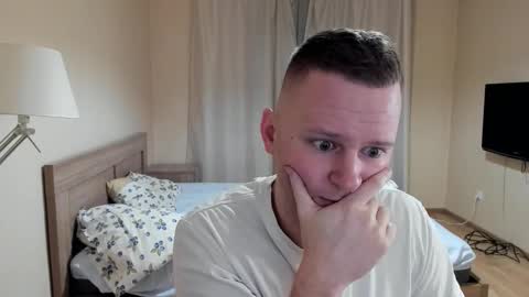 Snapshot of michael_birkin chatting on 01-11-26, 04:17 Michael Birkin online show from 01-11-26, 04:17