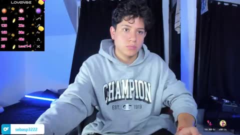 michael independent model  online show from 01-04-25, 12:16