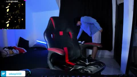 michael independent model  online show from 01-04-25, 11:27