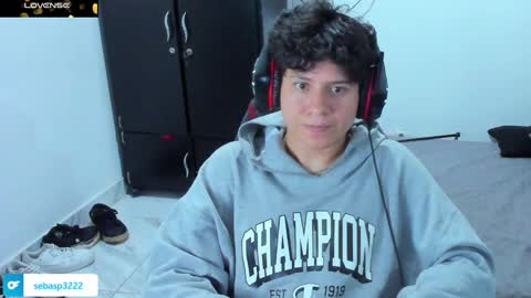 michael independent model  online show from 03-06-25, 12:43