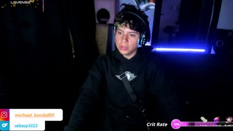 michael independent model  online show from 06-13-26, 01:09