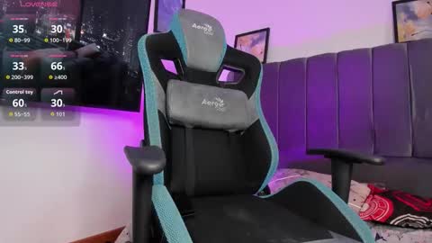 Snapshot of michael_lopez_1 chatting on 09-11-25, 08:20 michael_lopez_1 online show from 09-11-25, 08:20