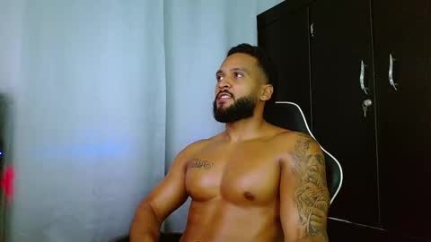 Snapshot of michael_maximo chatting on 02-20-26, 04:53 maximo online show from 02-20-26, 04:53