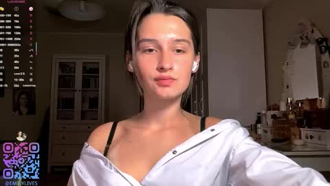 Snapshot of michael_pors chatting on 01-31-26, 07:11 Emily online show from 01-31-26, 07:11