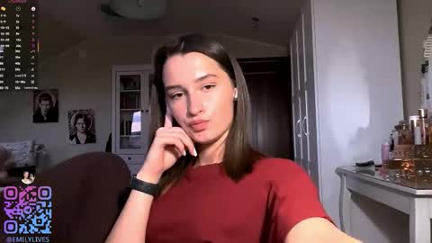 Snapshot of michael_pors chatting on 02-16-26, 02:35 Emily online show from 02-16-26, 02:35