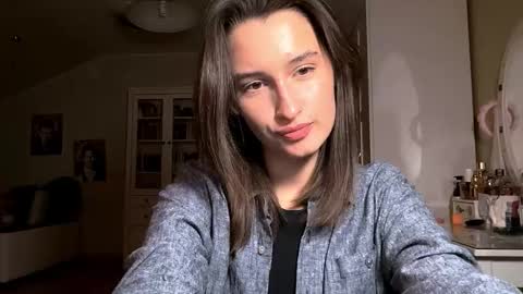 Snapshot of michael_pors chatting on 02-26-26, 04:28 Emily online show from 02-26-26, 04:28