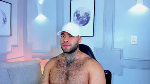 Snapshot of michael_salens chatting on 02-04-25, 02:32 Michael Salens independent model online show from 02-04-25, 02:32