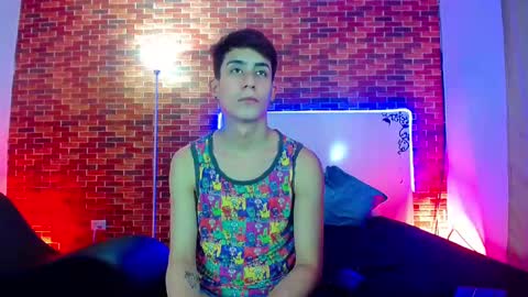 Snapshot of michael_twinkk chatting on 10-06-25, 01:58 MICHAEL online show from 10-06-25, 01:58