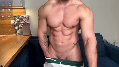 Snapshot of michaelbradley_for_u chatting on 02-22-25, 07:01 michaelbradley_for_u online show from 02-22-25, 07:01